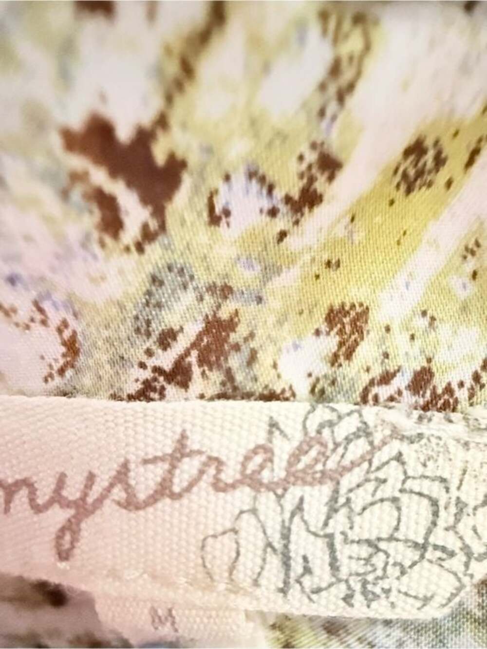 Mystree Multi-Tonal Abstract Leopard Print Collared Button-Up Blouse Size Medium - Picture 5 of 7